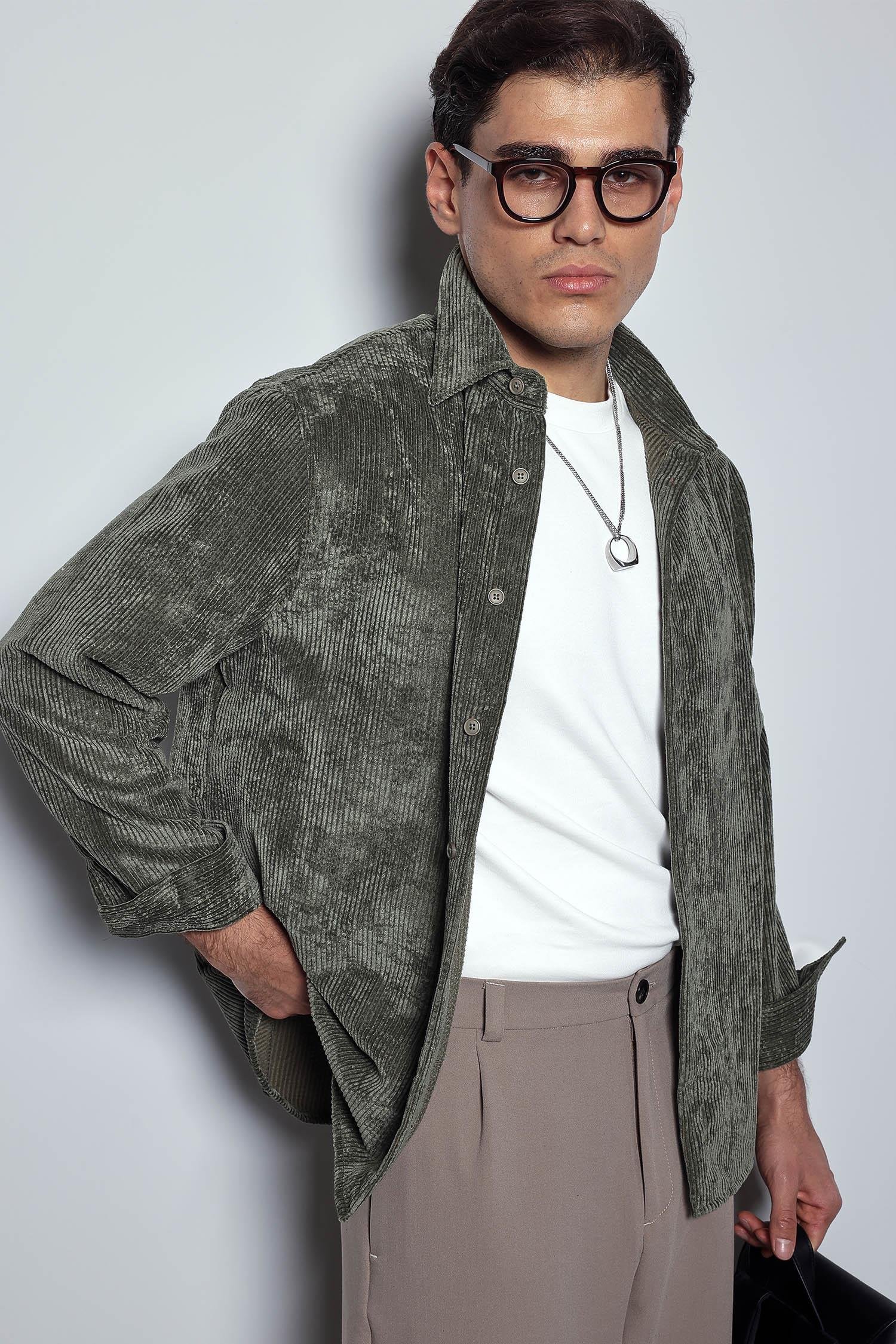 Erkek Oversize Kadife Dokulu Uzun Kollu Gömlek Haki Yeşil