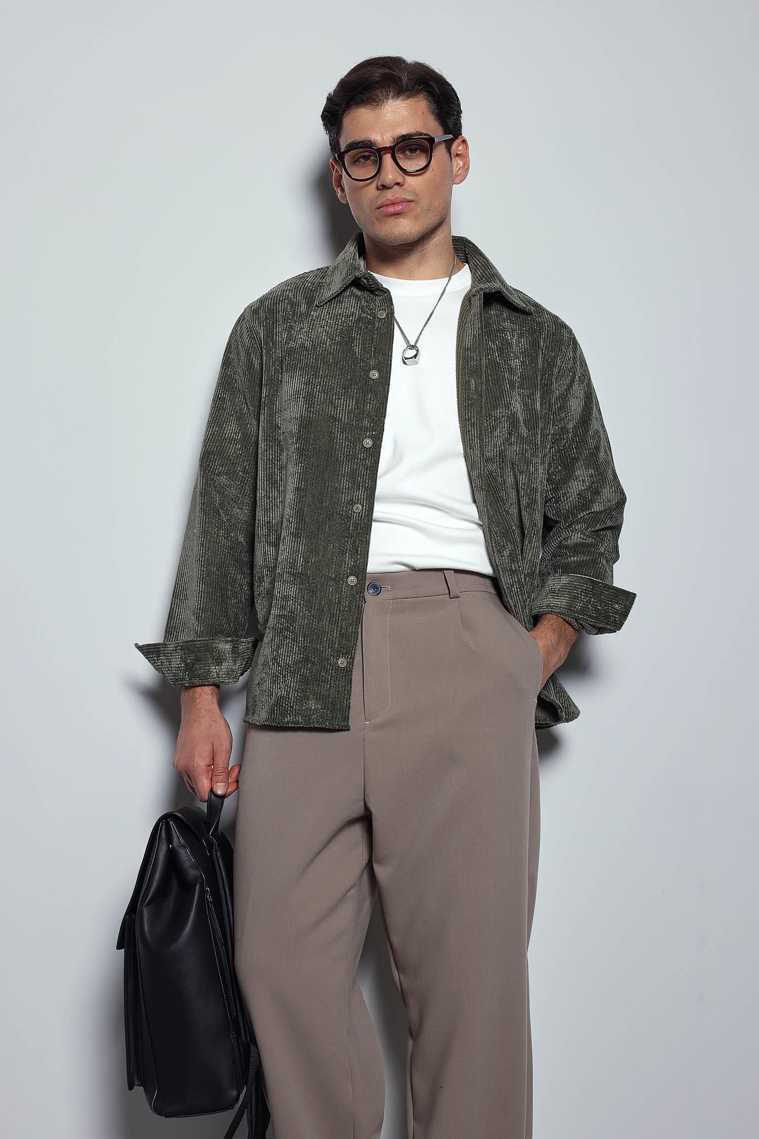 Erkek Oversize Kadife Dokulu Uzun Kollu Gömlek Haki Yeşil