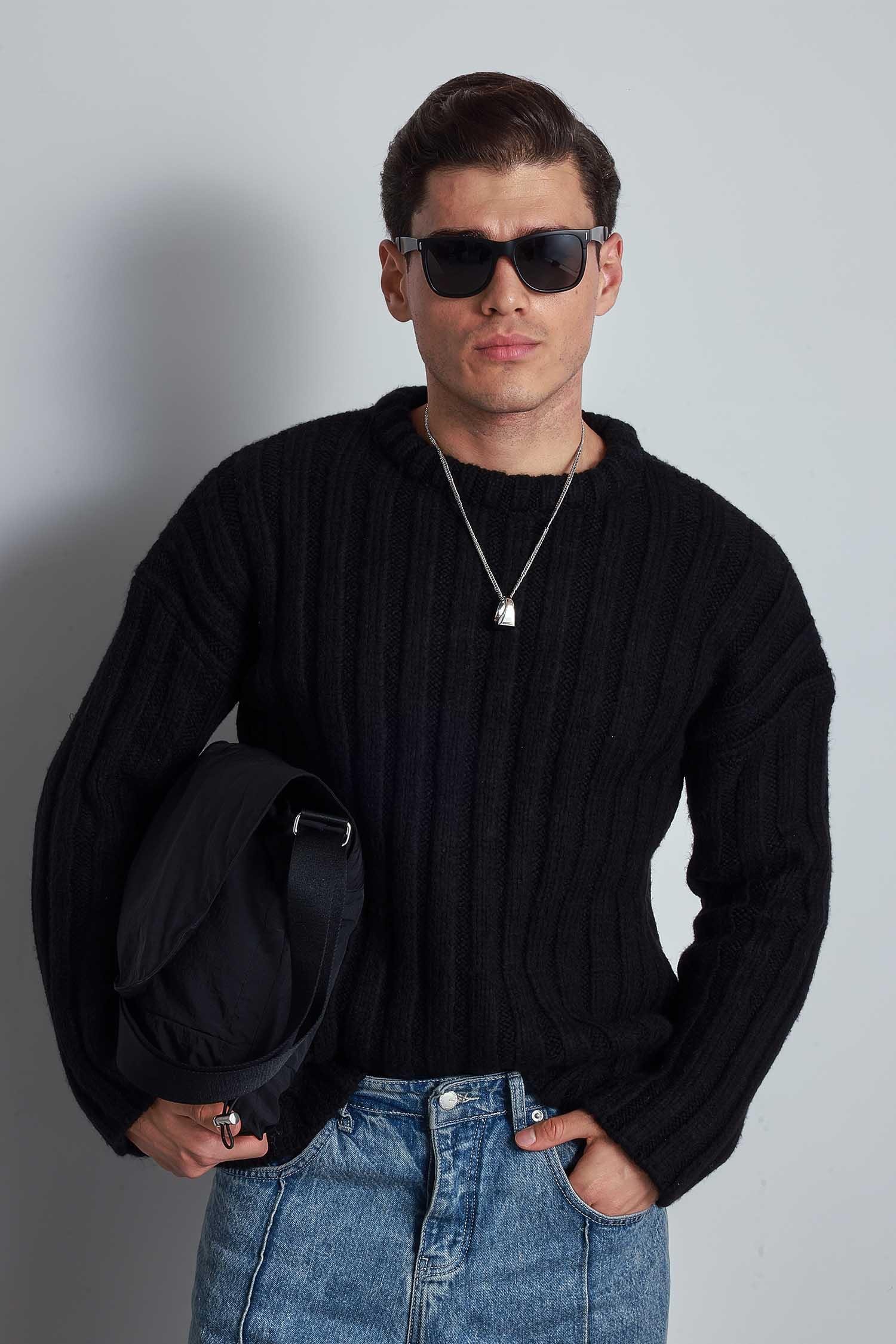 Erkek Oversize Kalın Fitilli Triko Kazak Siyah