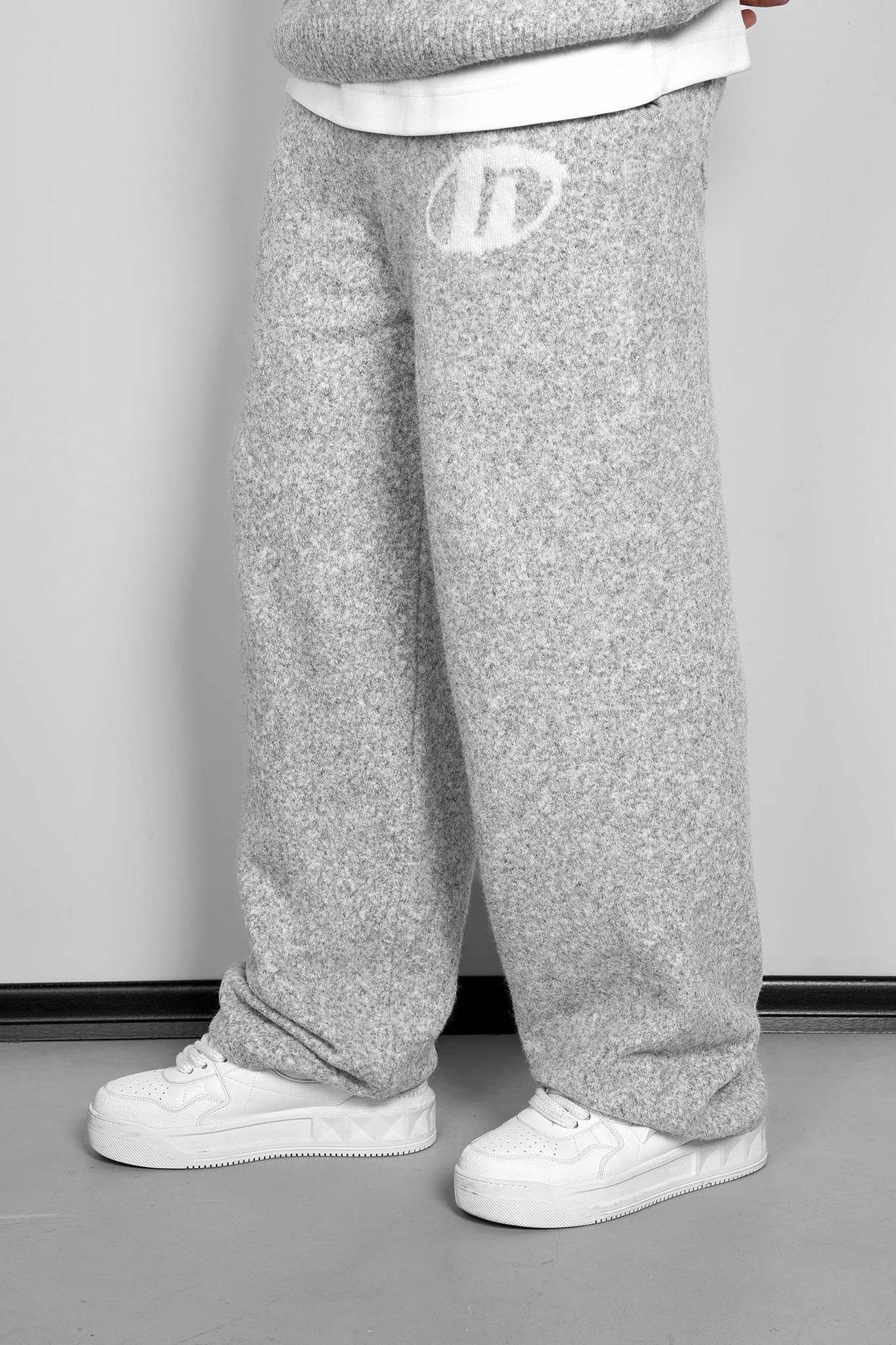 Erkek Oversize Logo Detaylı Tüylü Jogger Pantolon Gri