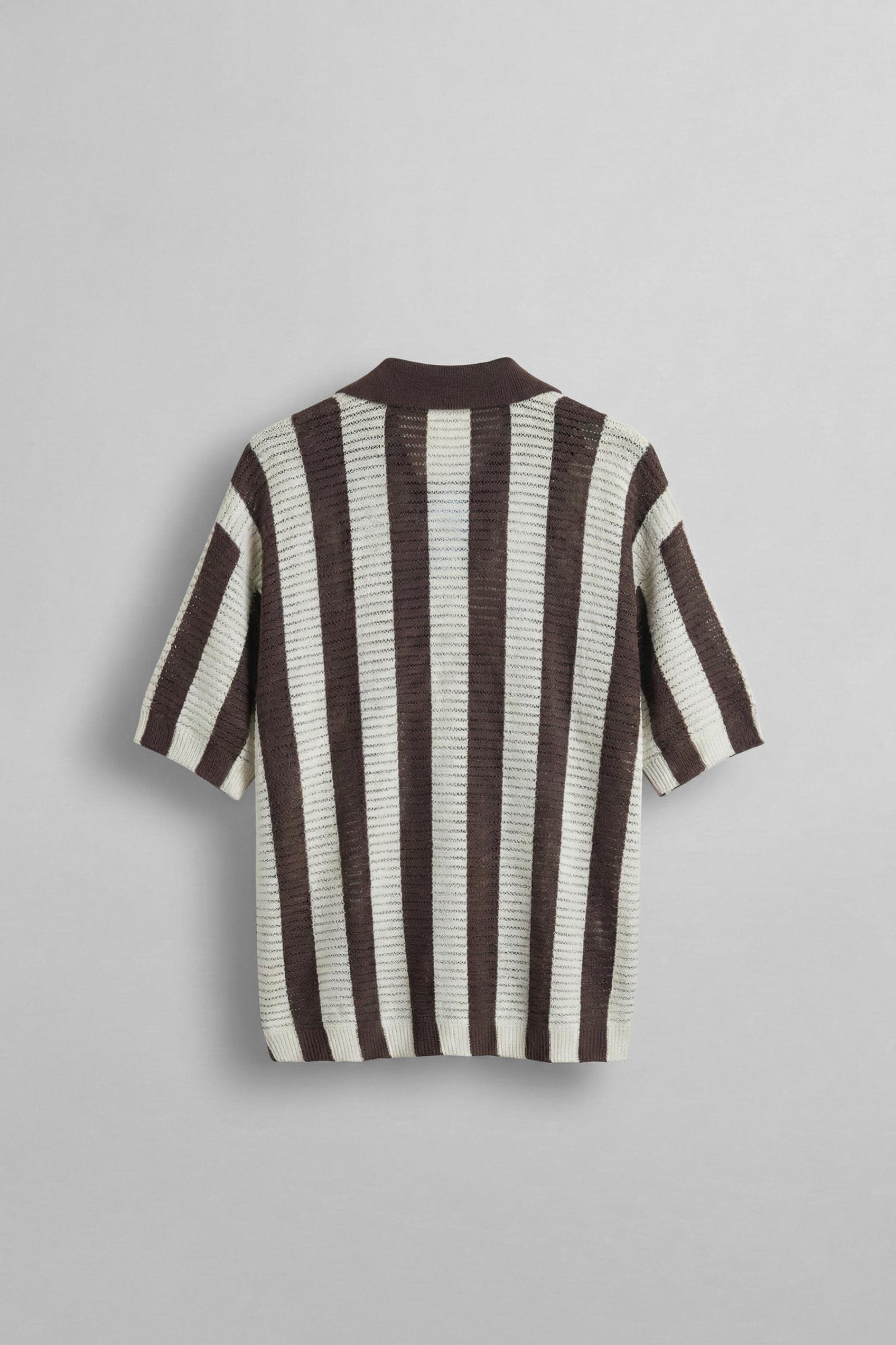 Erkek Oversize Yarım Pat Yaka Fileli Triko T-Shirt Kahverengi