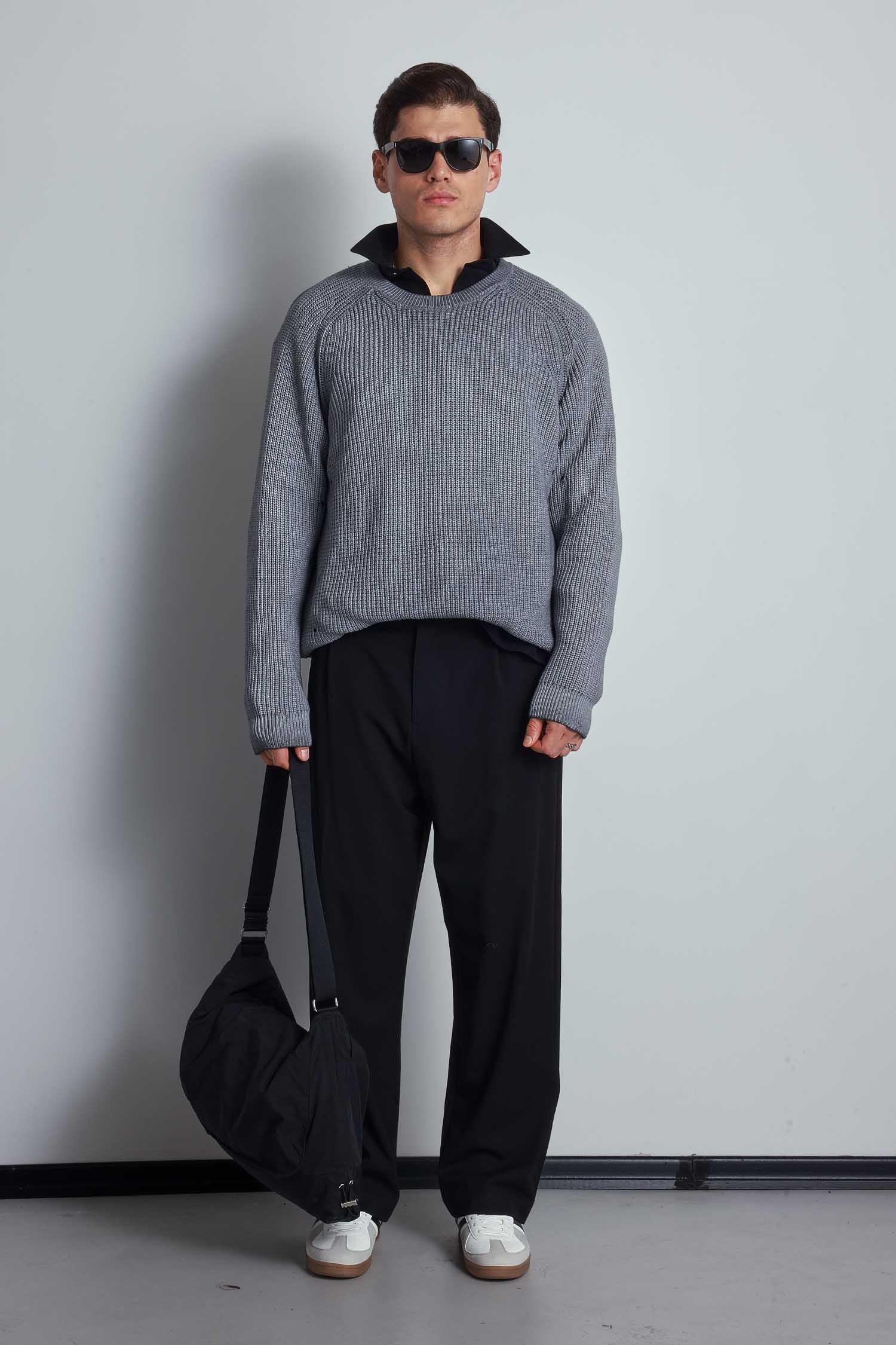 Erkek Oversize Yıkamalı Distressed Triko Kazak Gri