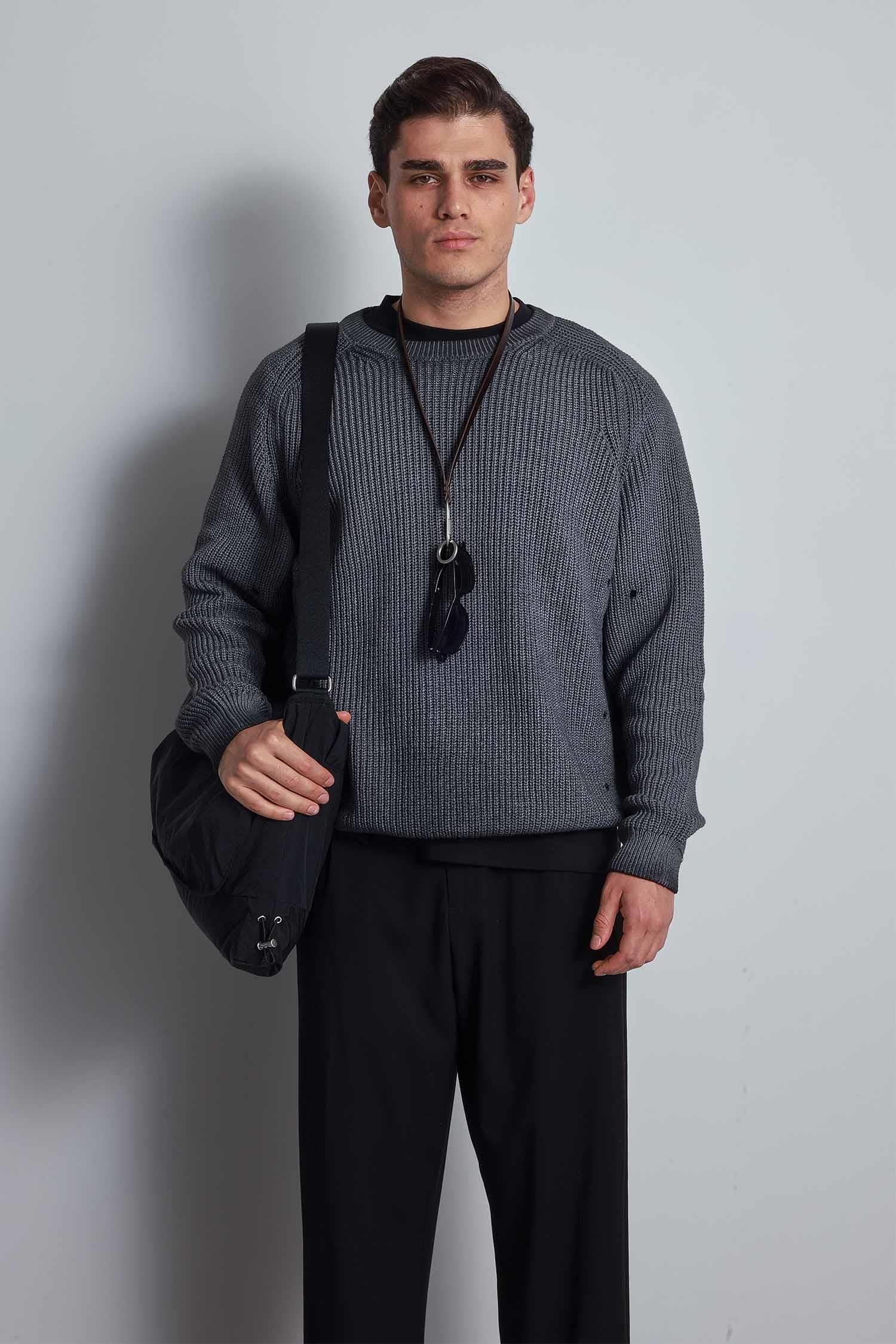 Erkek Oversize Yıkamalı Distressed Triko Kazak Siyah