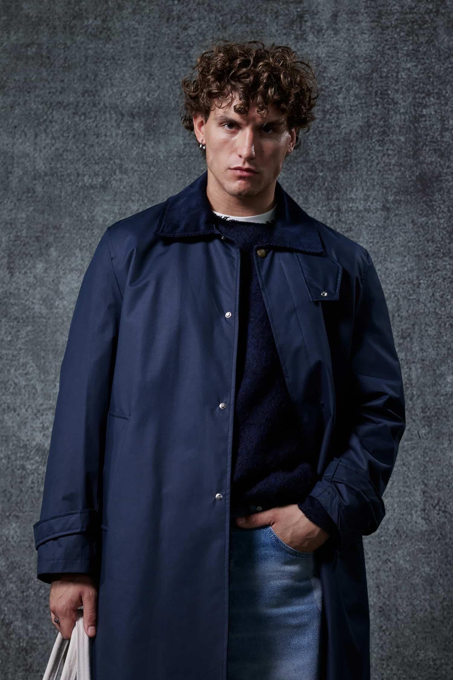 Erkek Relax Fit Kadife Yaka Detaylı Uzun Trençkot Lacivert