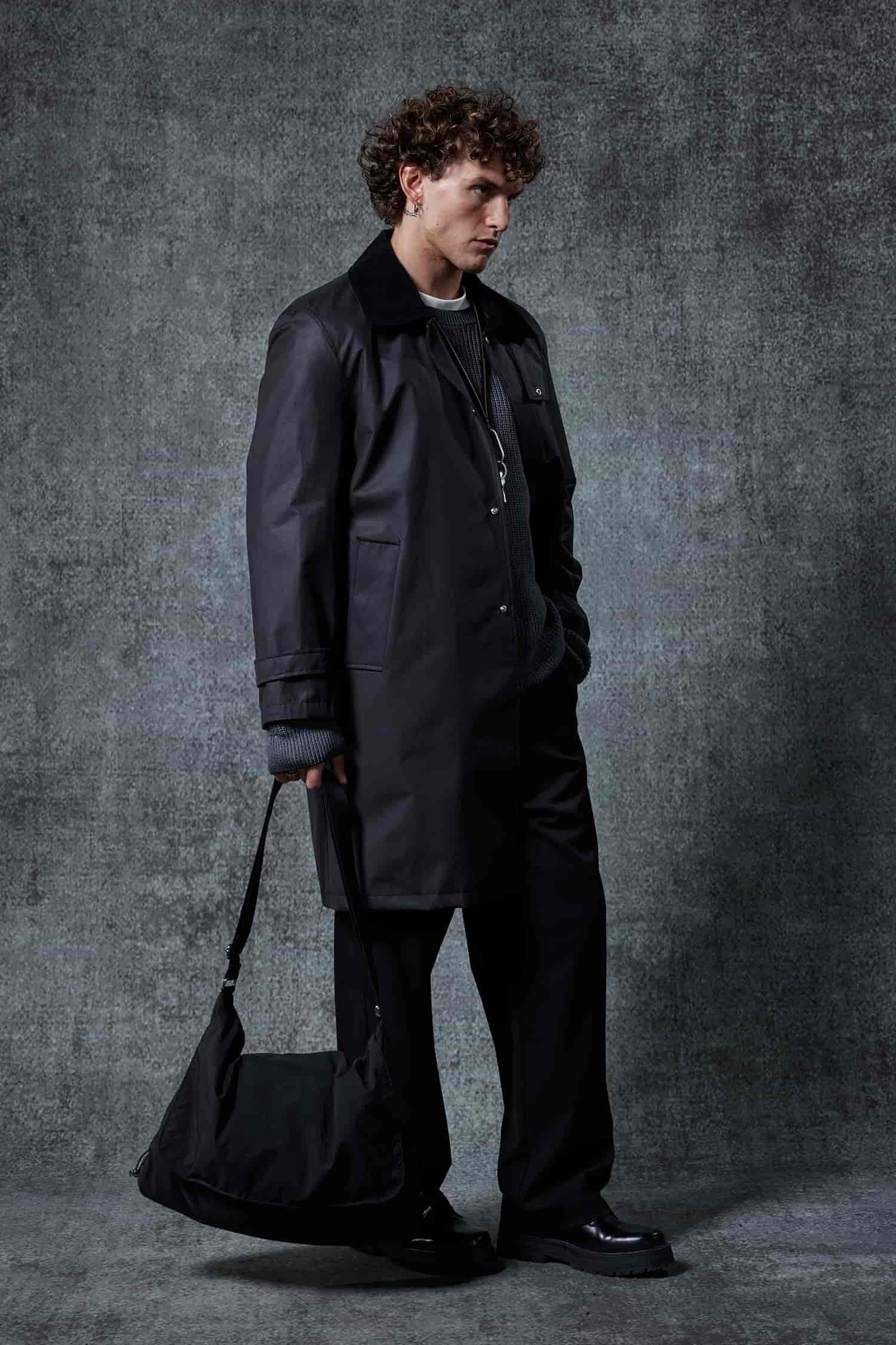 Erkek Relax Fit Kadife Yaka Detaylı Uzun Trençkot Siyah