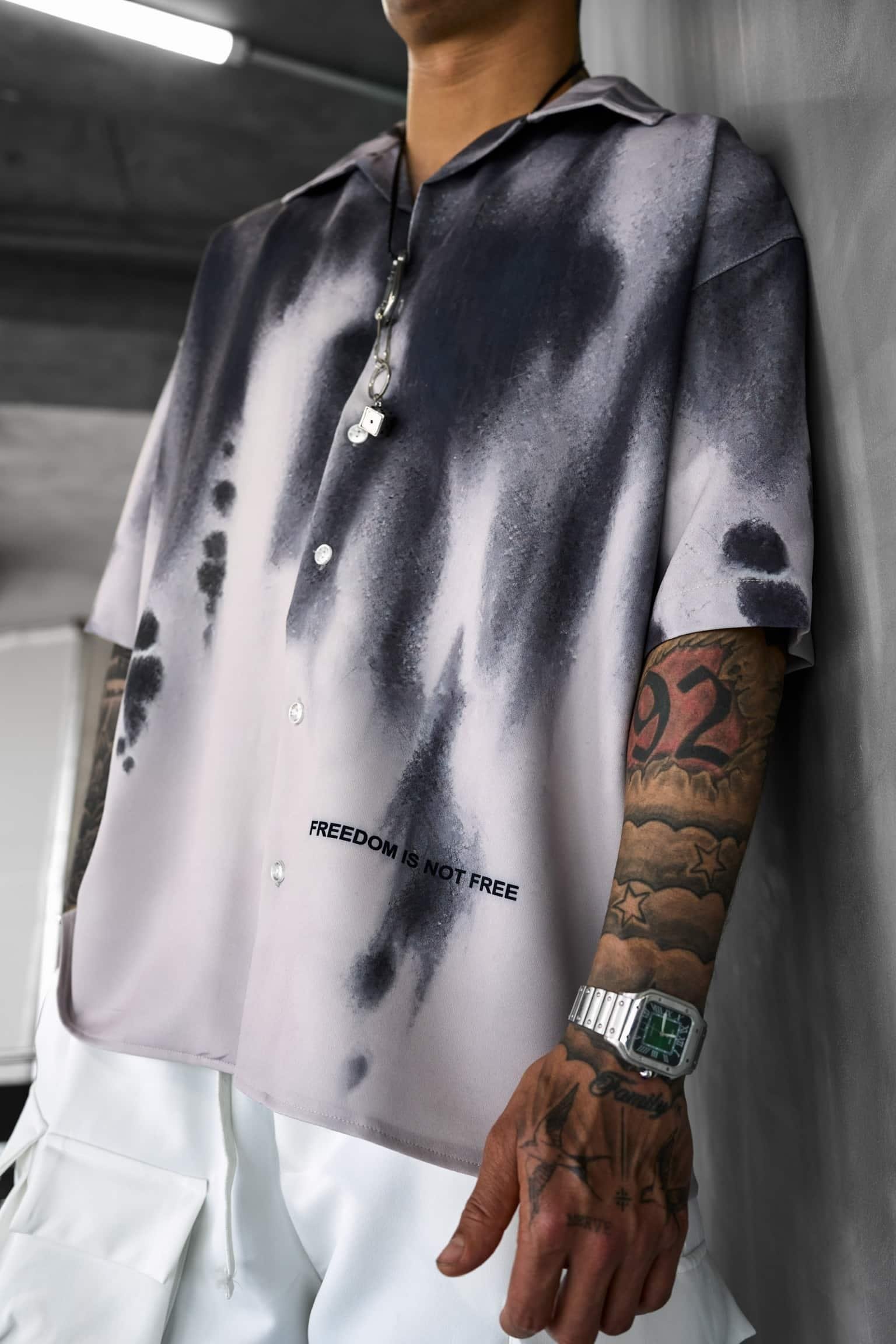 Erkek Süper Oversize Kısa Kollu Desenli Gömlek Siyah