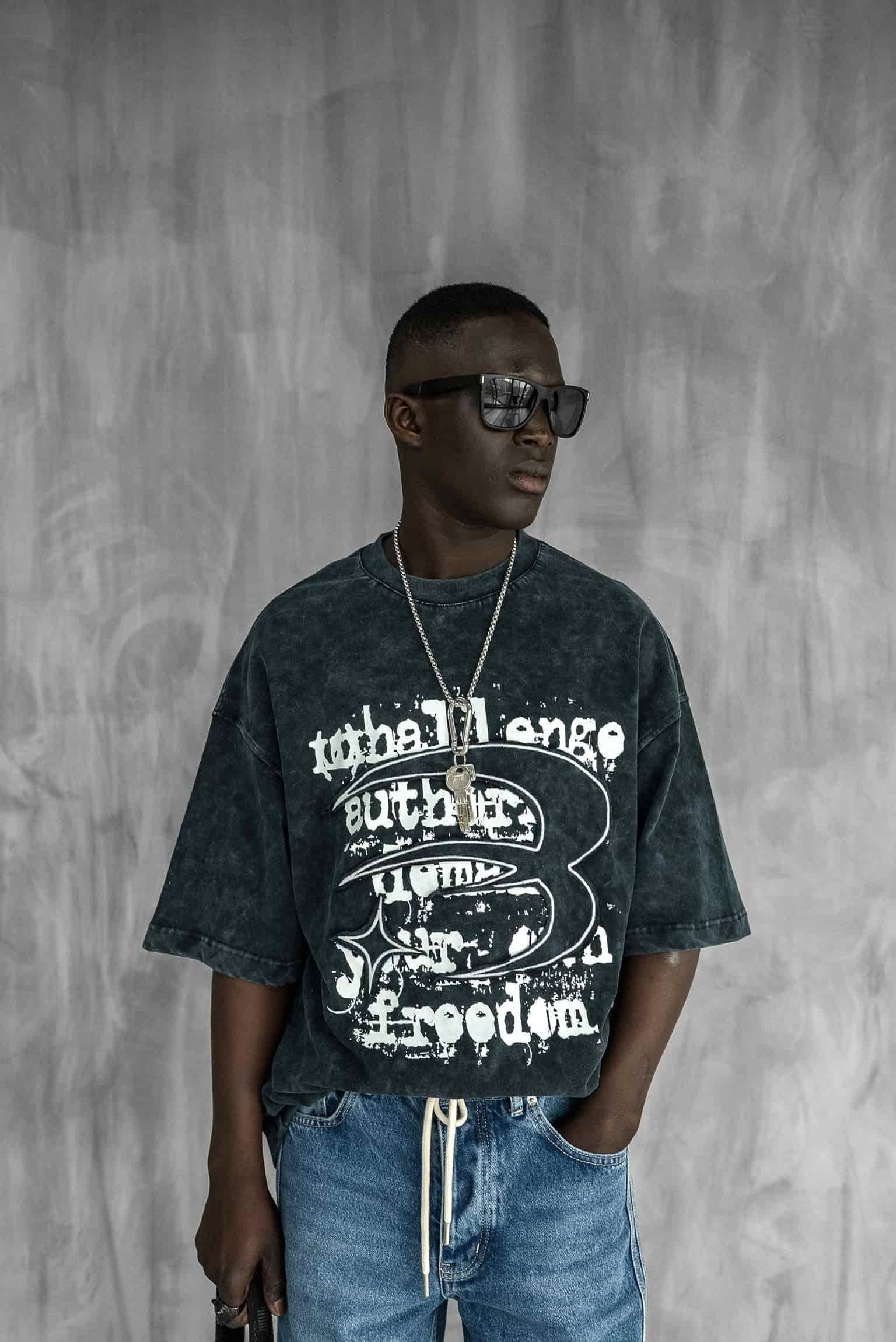 Erkek Yıkamalı İşlemeli Oversize Baskılı Premium T-Shirt Siyah