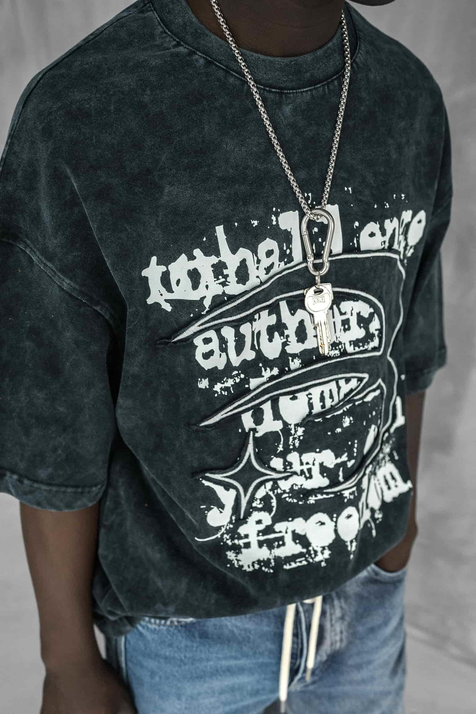 Erkek Yıkamalı İşlemeli Oversize Baskılı Premium T-Shirt Siyah