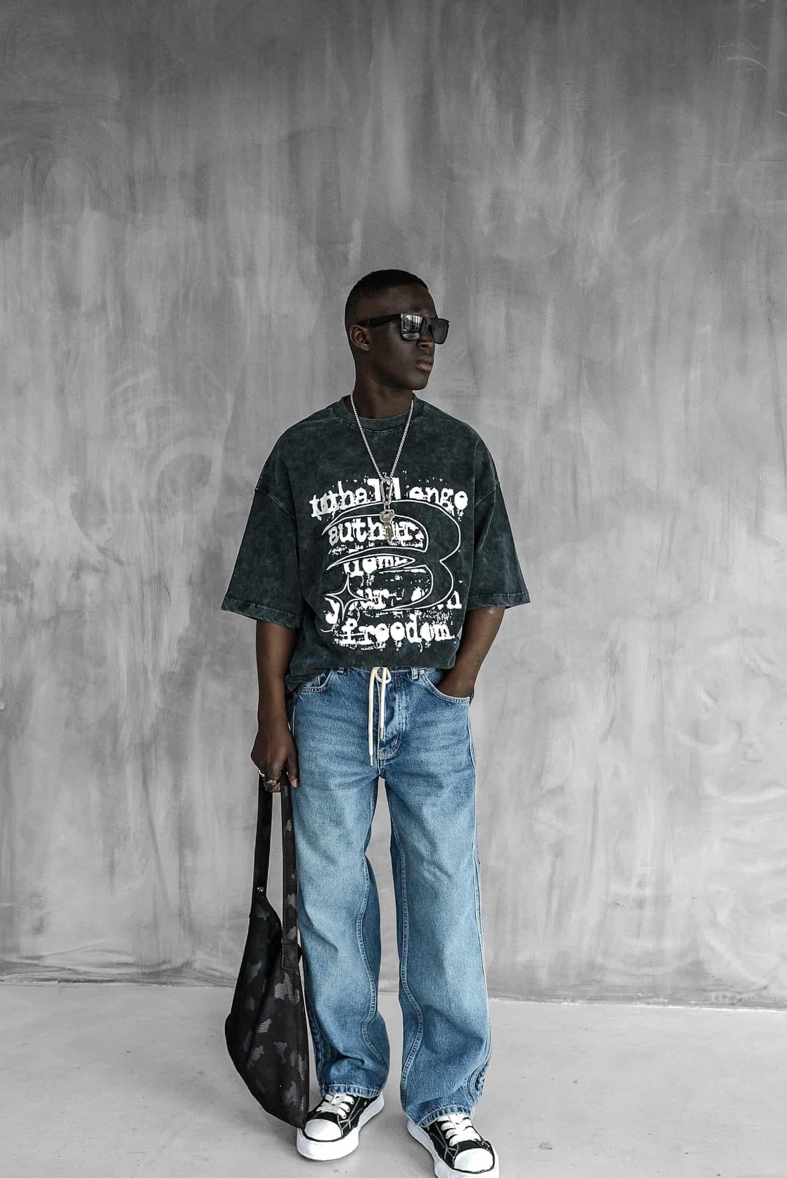 Erkek Yıkamalı İşlemeli Oversize Baskılı Premium T-Shirt Siyah