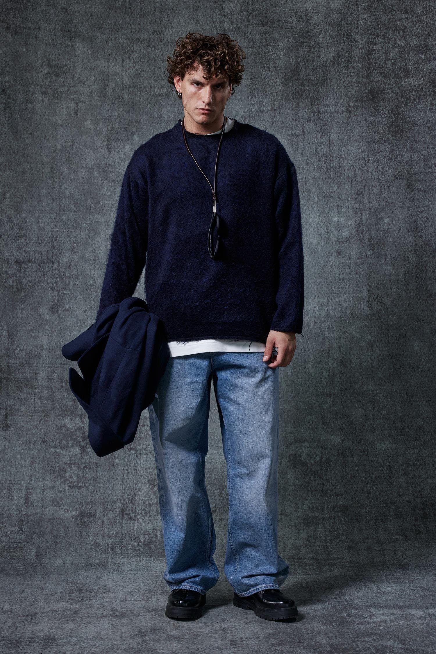 Erkek Yünlü Relax Fit Triko Kazak Lacivert