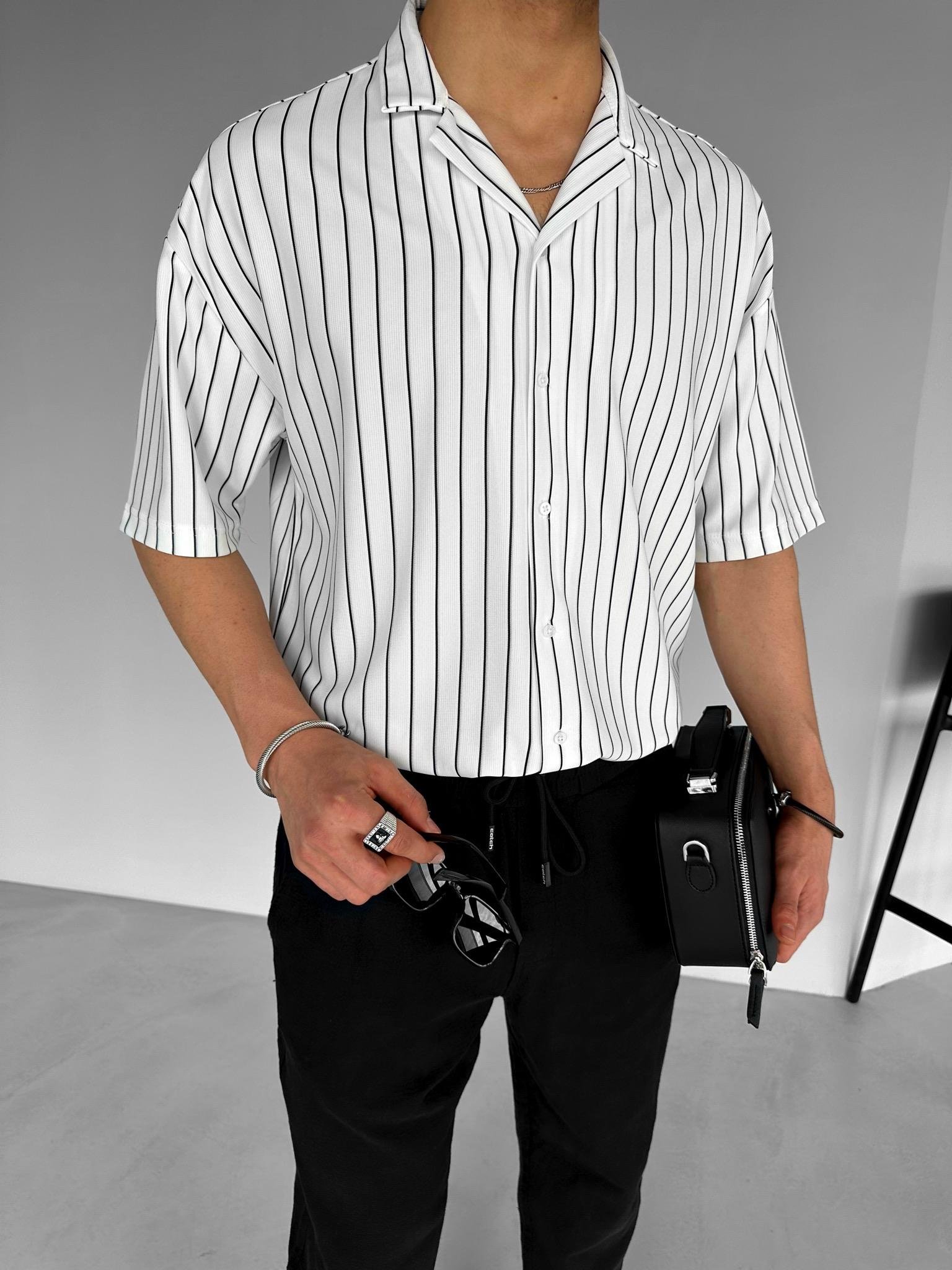 Oversize Küba Yaka Çizgili Gömlek Beyaz