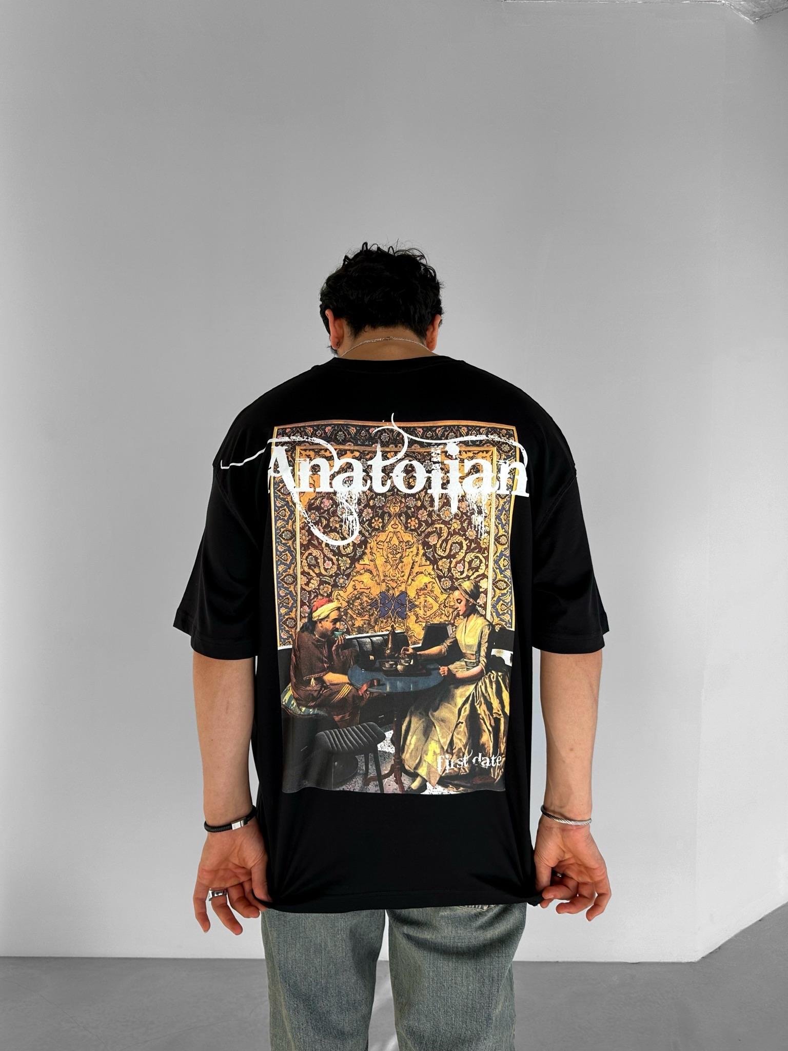 Sırtı Patchli Oversize T-Shirt Siyah