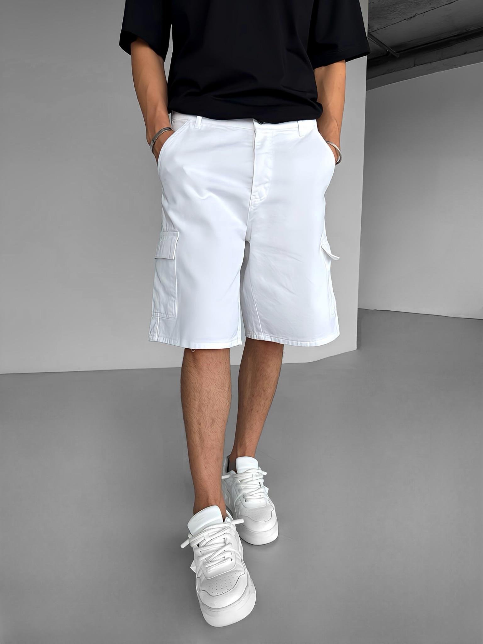 Süper Baggy Fit Kargo Cepli Şort Beyaz