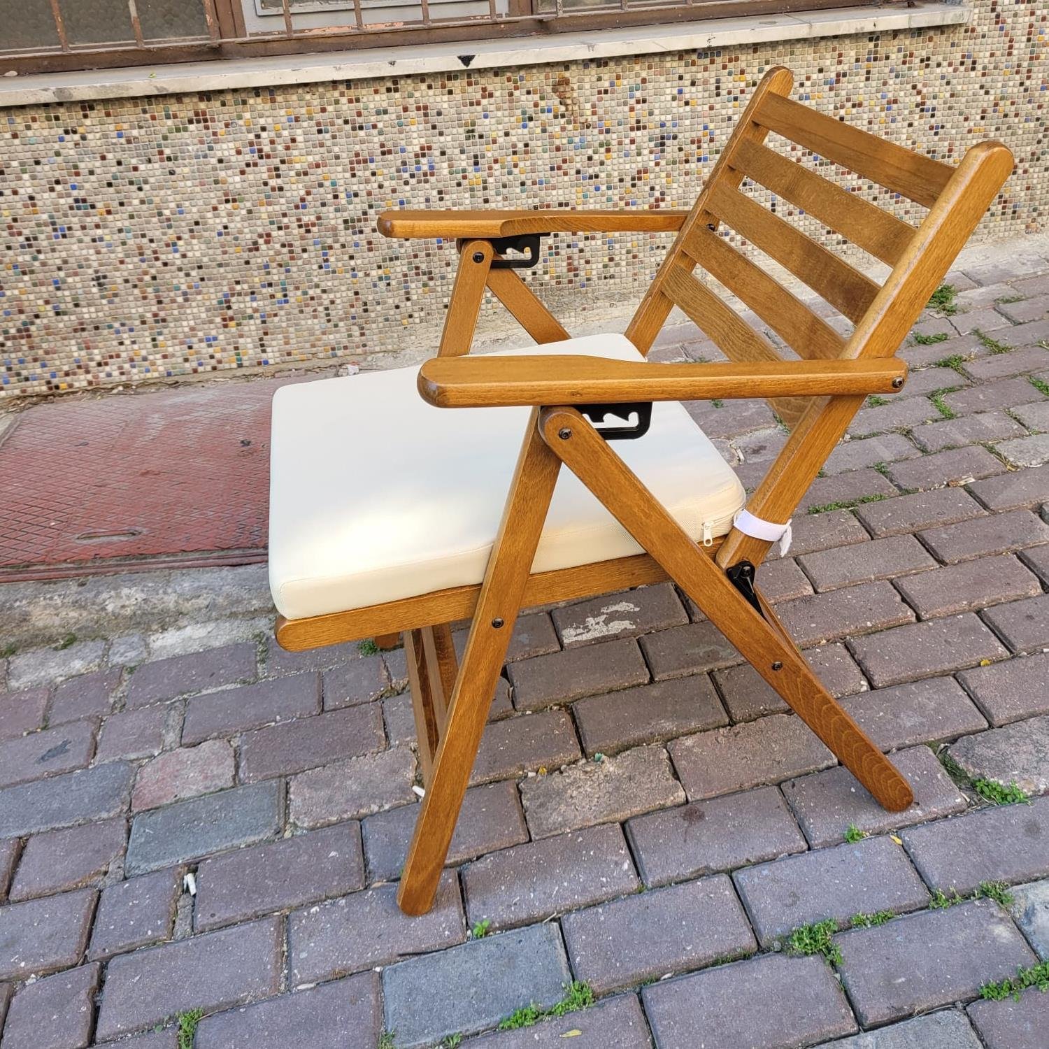 Antalya Katlanır Ahşap Bahçe Balkon Sandalyesi -Kolçaklı, Düz Minderli, 4 Kademe