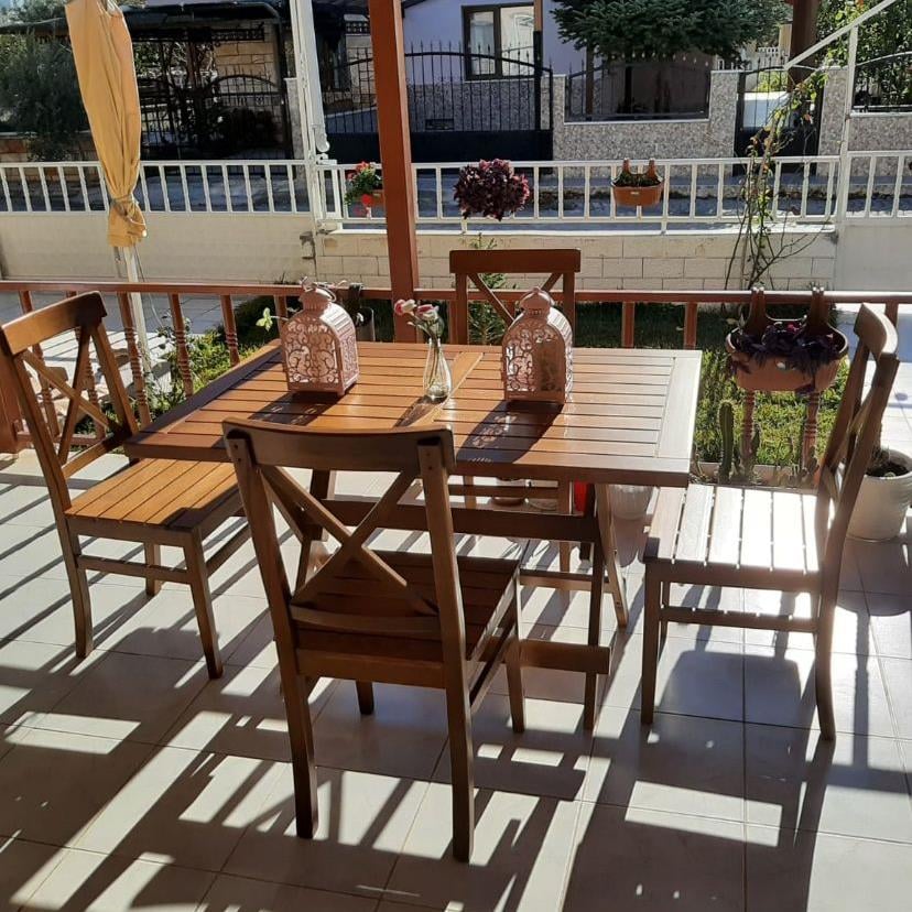 Çeşme Ahşap Masa Sandalye Takımları -4 Kişilik Bahçe Balkon Set