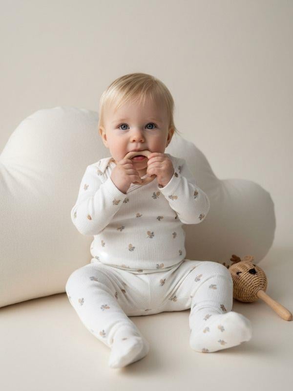 Bebek Desenli Çıtçıtlı Body Patikli Alt ve Şapkalı Üçlü Takım