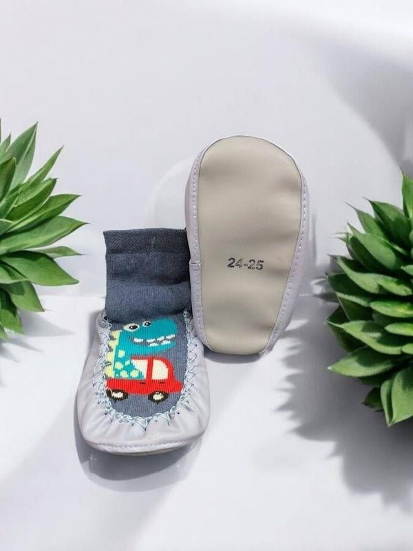 Çocuk Altı Kaydırmazlı Yılbaşı Desenli Ev Çorabı