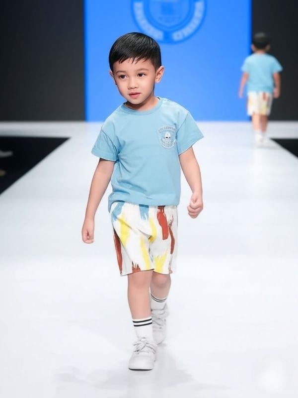 Erkek Bebek Desenli Şortlu Takım