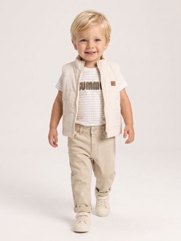 Erkek Bebek T-shirt Pantolon Yelekli Üçlü Tasarım Takım