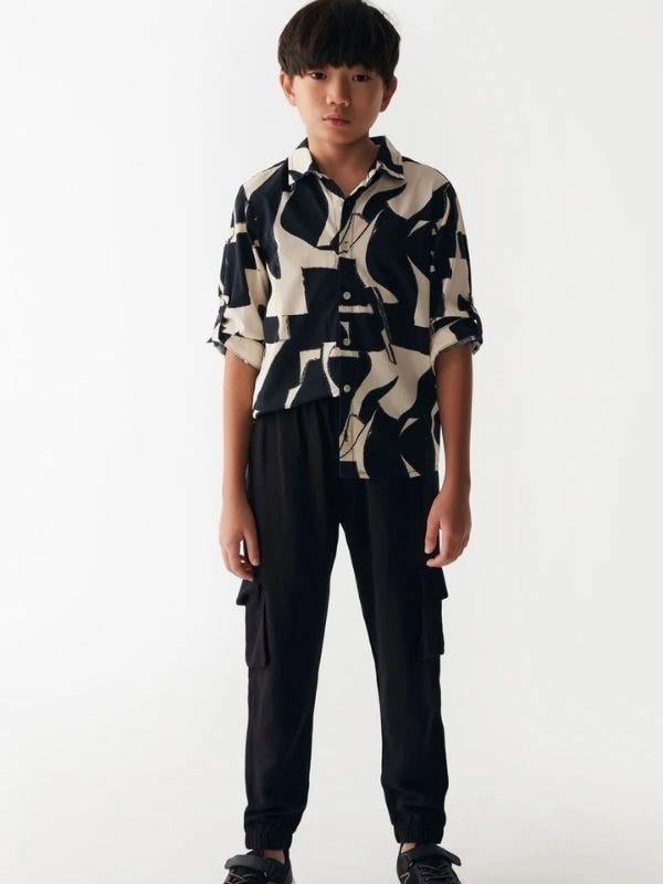 Erkek Çocuk Desenli Kolları Katlamalı Keten Gömlek