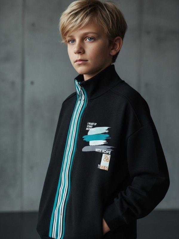 Erkek Çocuk Dik Yaka Fermuarlı Çizgi Detaylı Teenage Hırka