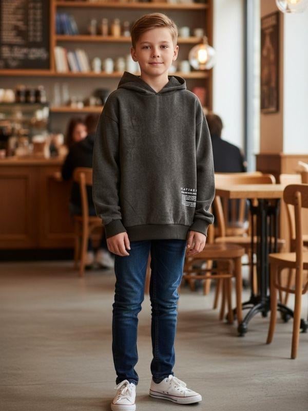 Erkek Çocuk Kapüşonlu Batik Desenli Sweatshirt