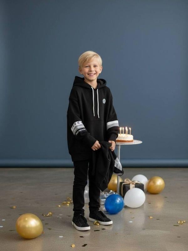 Erkek Çocuk Kapüşonlu Kolları Şerit Detaylı Sweatshirt