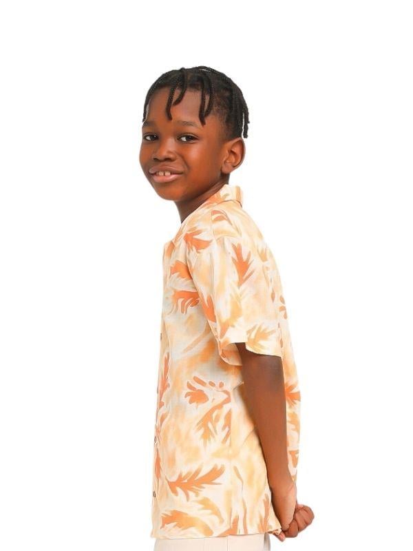 Erkek Çocuk Pamukll Turuncu Yaprak Desenli Kısa Kol Gömlek