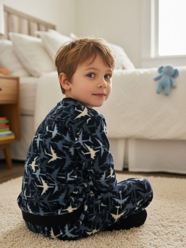Erkek Çocuk Uçak Polar Desenli Pijama Takımı