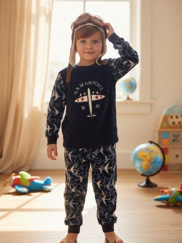 Erkek Çocuk Uçak Polar Desenli Pijama Takımı