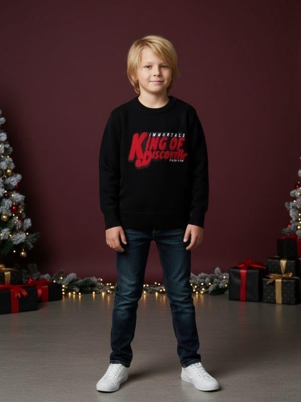 Erkek Çocuk Yakası Düğme Detaylı Yazılı Kazak