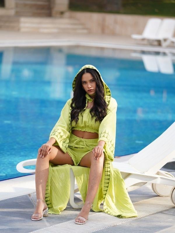 Kadın Müslin Kumaş Uzun Kollu Kapüşonlu Tasarım Desenli Kimono