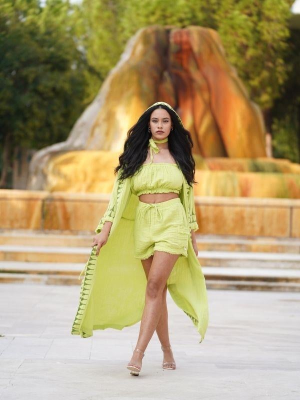 Kadın Müslin Kumaş Uzun Kollu Kapüşonlu Tasarım Desenli Kimono