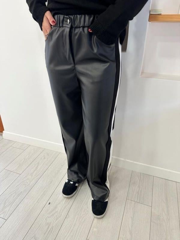 Kadın Önü Deri Yanları Şeritli Arkası Düz Kumaş Tasarım Pantolon