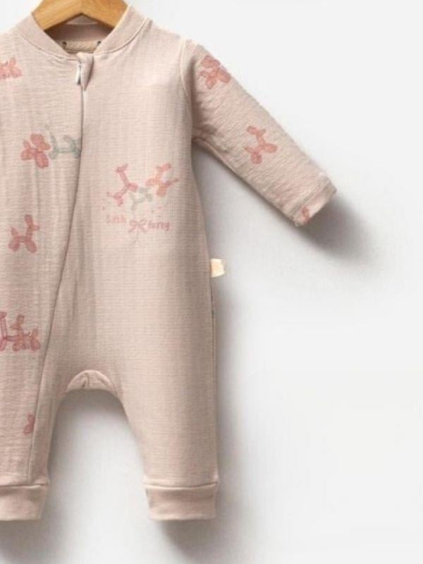 Kız Bebek Desenli Şapkalı Tulum