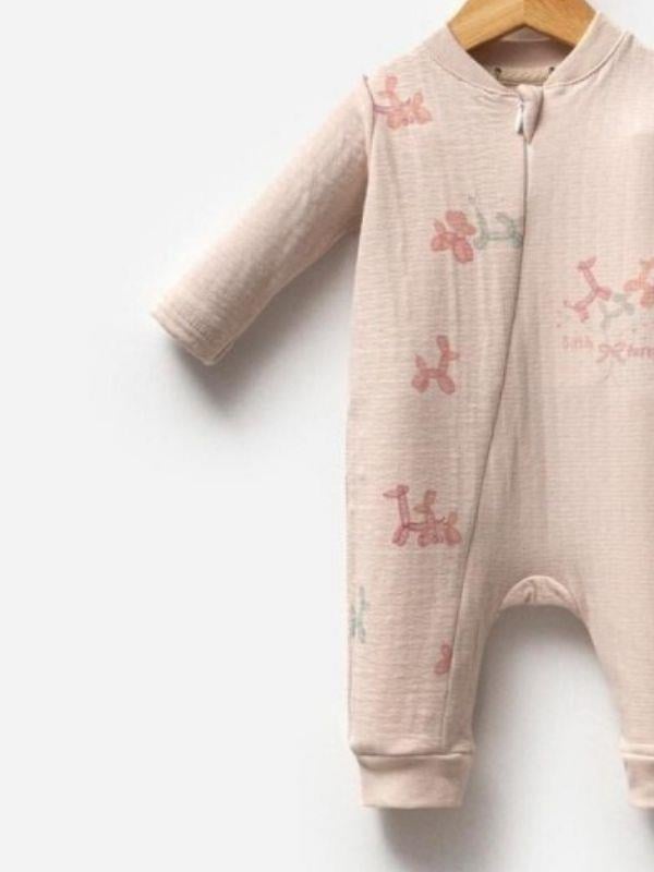 Kız Bebek Desenli Şapkalı Tulum