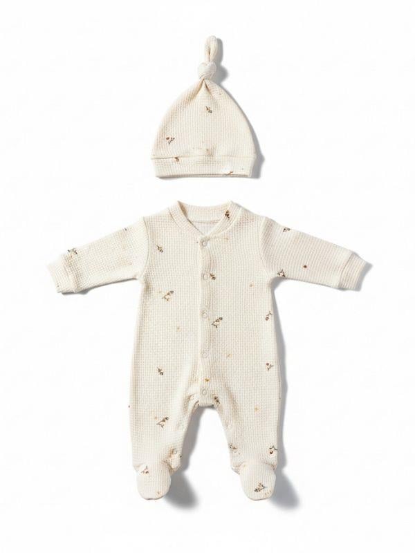 Kız Bebek Dokulu Pike Kumaş Pamuklu Şapkalı Patikli Tulum