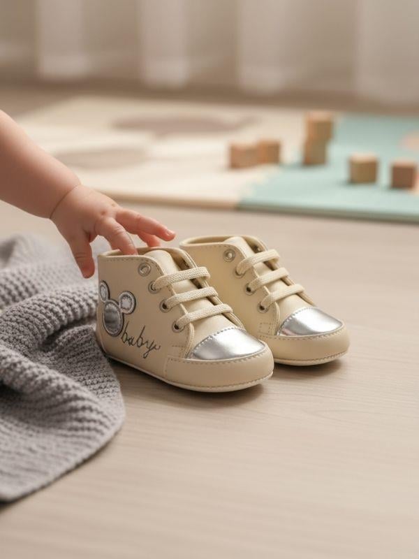 Kız Bebek Mickey Desenli Spor Ayakkabı Görünümlü Patik