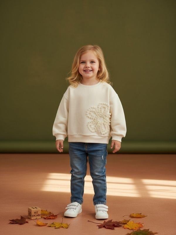 Kız Bebek Pamuklu Çiçek İşlemeli Oversize Tasarım Sweatshirt