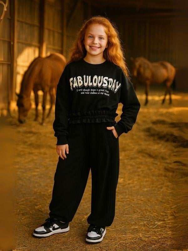 Kız Çocuk 3 İplik Beli Fırfır Detaylı Oversize Tasarım Eşofman Takımı