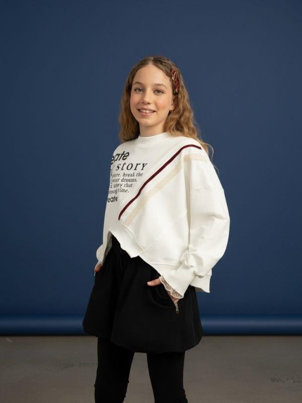 Kız Çocuk Asimetrik Kesim Güpür Detaylı Oversize Tasarım Sweatshirt