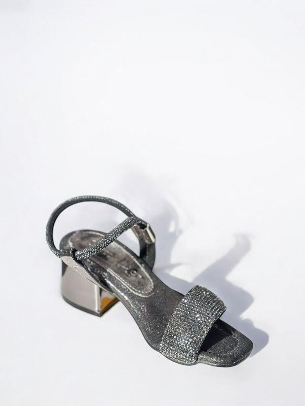 Kız Çocuk Deri Taşlı Yandan Ayarlamalı Topuklu Ayakkabı