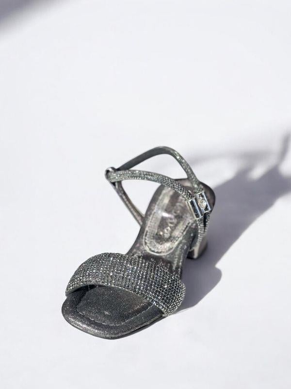 Kız Çocuk Deri Taşlı Yandan Ayarlamalı Topuklu Ayakkabı