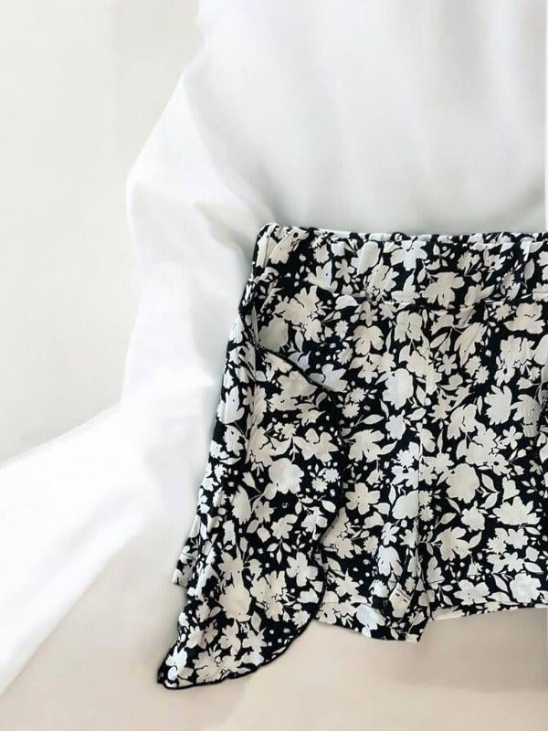 Kız Çocuk Desenli Dokuma Şort