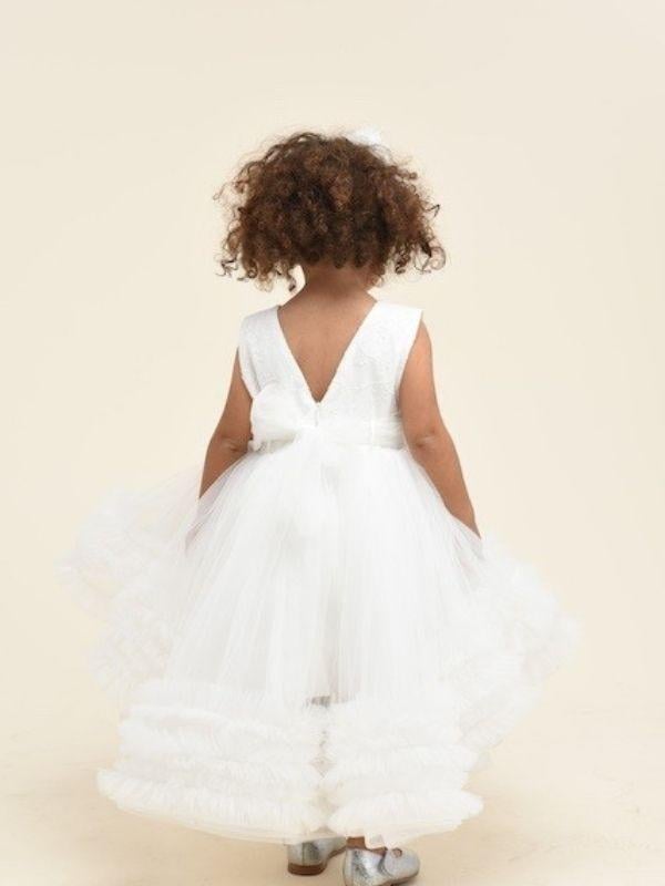 Kız Çocuk İşleme Detaylı Önü Kısa Arkası Uzun Taçlı Tasarım Abiye