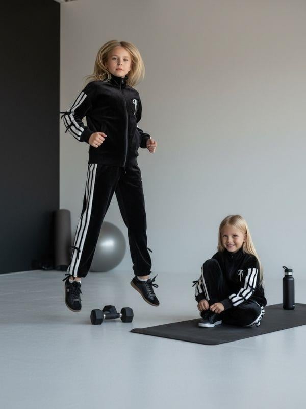 Kız Çocuk Kadife Fiyonk Detaylı Feramuarlı Tasarım Eşofman Takım