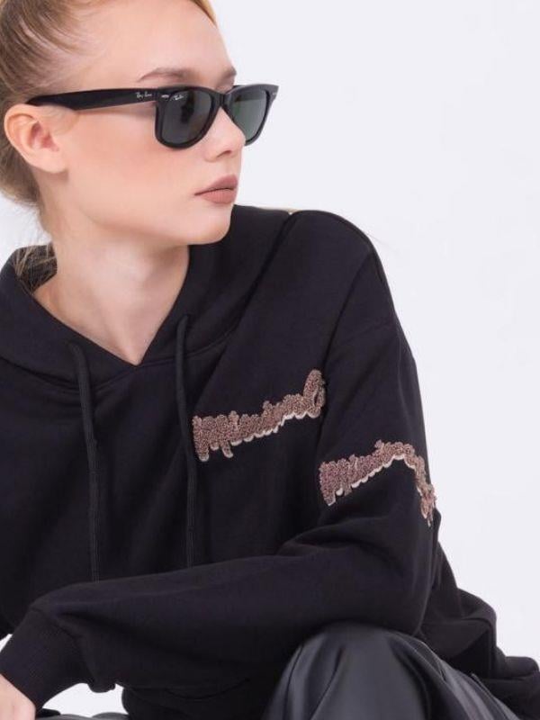 Kız Çocuk Kapüşonlu Punch İşlemeli Şardonlu Kapüşonlu Sweatshirt