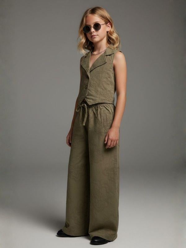 Kız Çocuk Pamuklu Yelek ve Geniş Paça Pantolon Takım