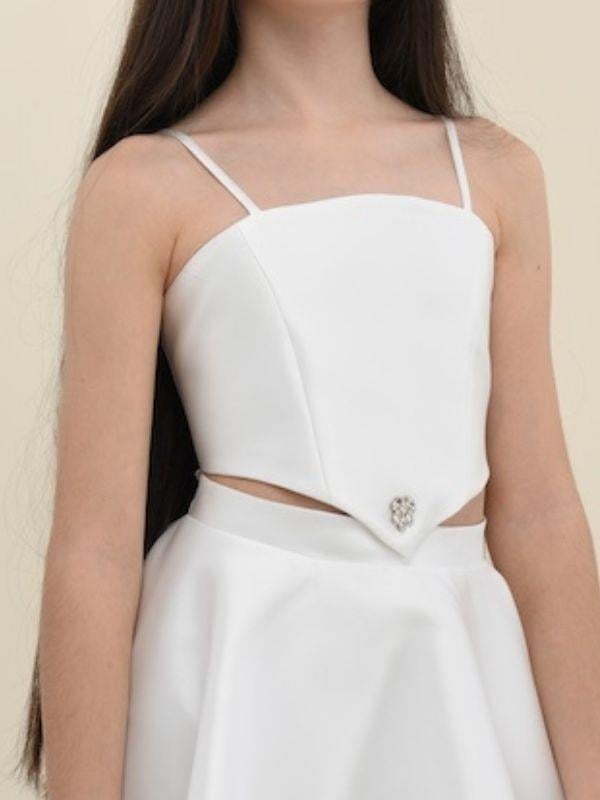 Kız Çocuk Parlak Kumaş Dekolte Detaylı Kısa Abiye Elbise