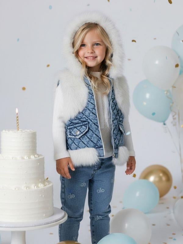 Kız Çocuk Yelekli Pantolonlu Tasarım Takım